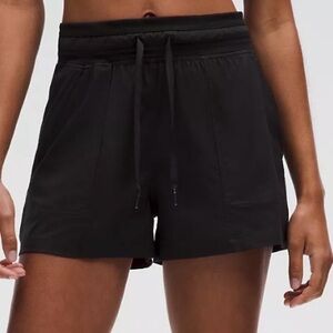Lululemon Dance Studio High-Rise Short 3.5"